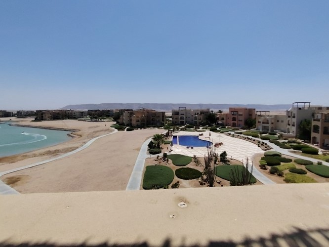 Moderní penthouse s 1 ložnicí a střešní terasou na verandě , Hurghada, Egypt