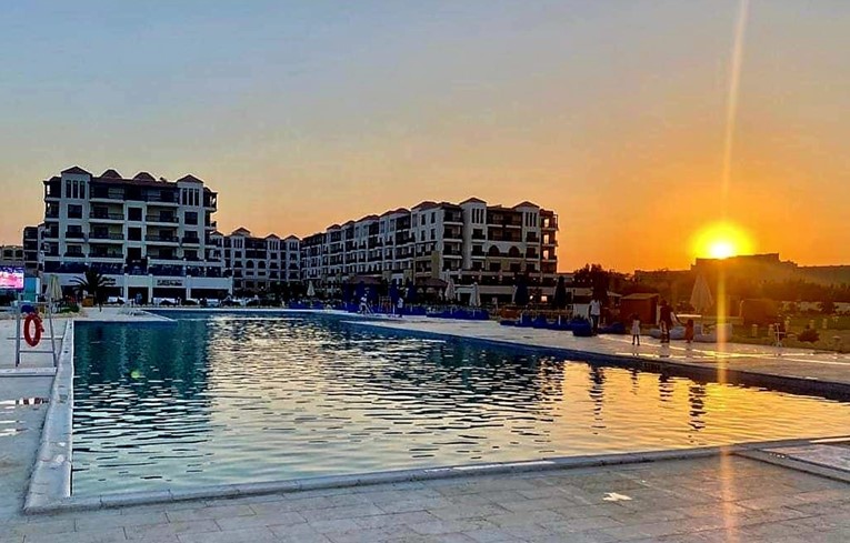 Úžasný apartmán se 2 ložnicemi v Samra Bay, Hurghada, Egypt 